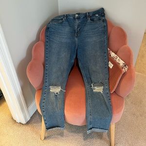 TopShop Jamie Skinny Jean- Ripped Knee